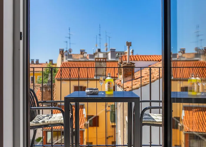 Posh - Luxury Apartament Pula