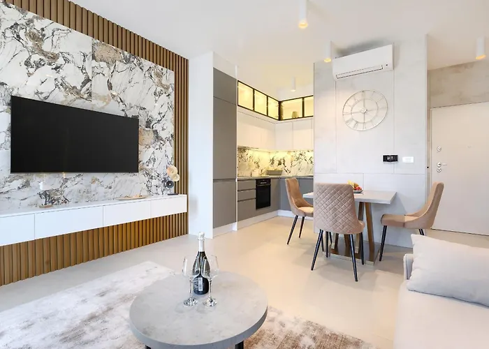 Posh - Luxury * Πούλα